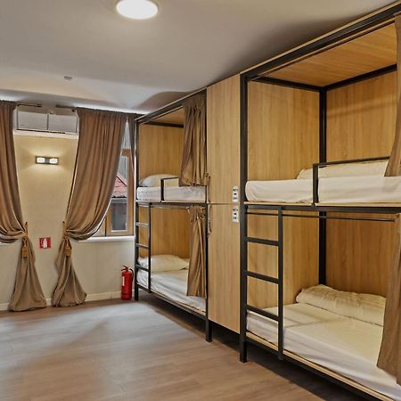 Ramana Garden Hostel - Self-Service Accommodation Бухарест Екстер'єр фото