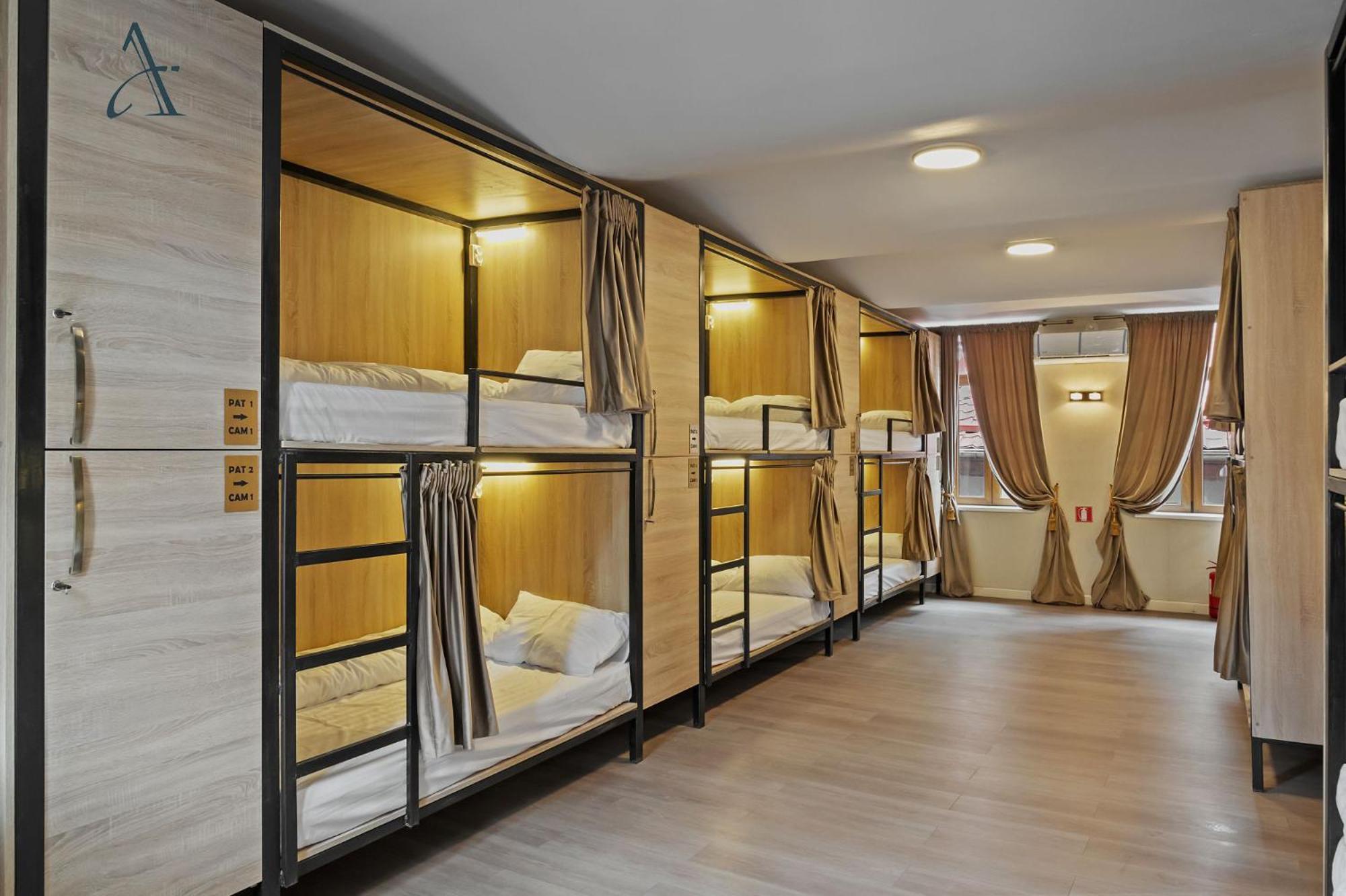 Ramana Garden Hostel - Self-Service Accommodation Бухарест Екстер'єр фото